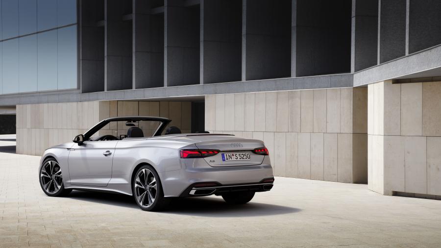  Audi A5 Cabriolet 40 TFSI 2019 года  (WW) (фото 15 из 18)